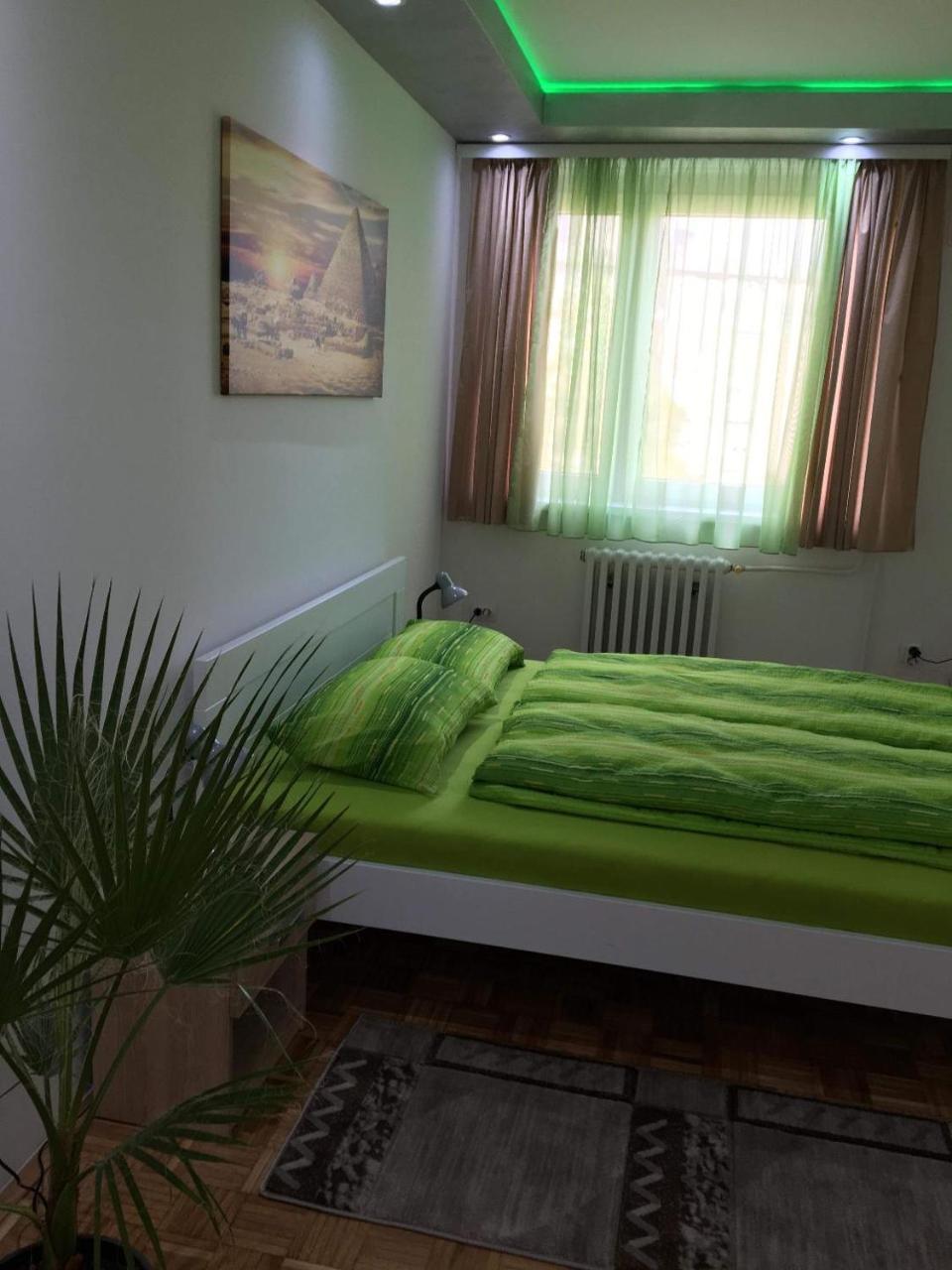 Green Dreams Novi Sad Exterior photo