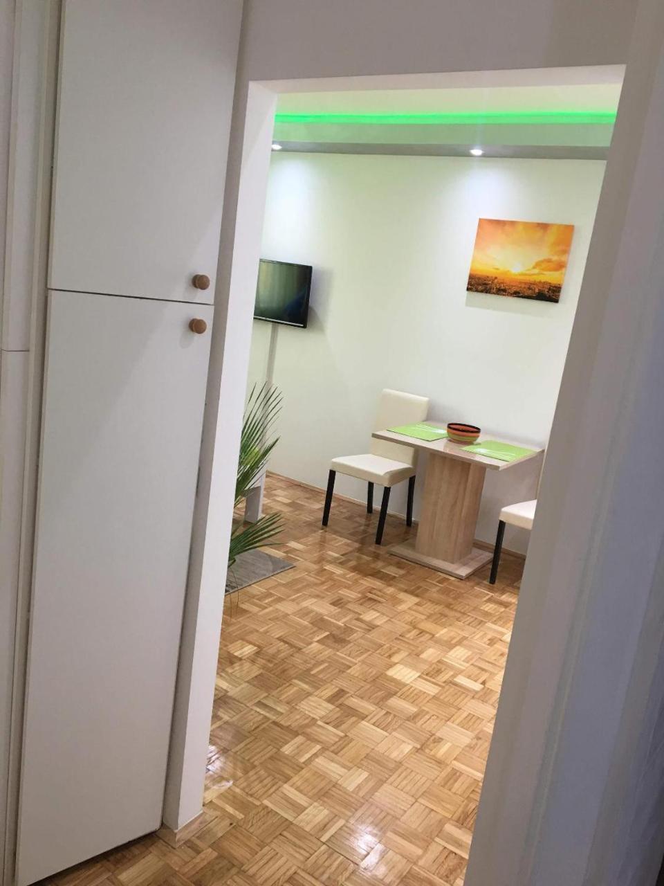 Green Dreams Novi Sad Exterior photo